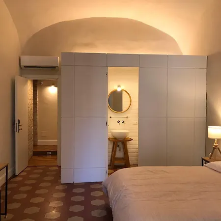 בית הארחה Palazzo Pignatelli נאפולי